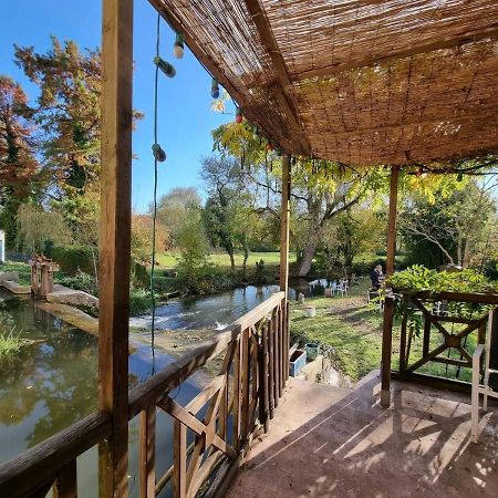La Roulotte Du Moulin De Palet Villa Bauge-en-Anjou Luaran gambar